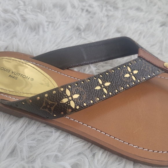 LV Sandals - Picture 5 of 14